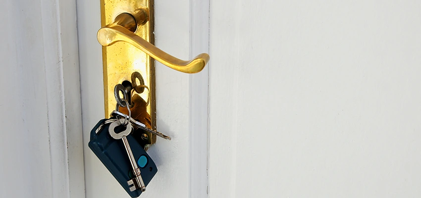 Broken Door Key Extraction in Pomona, CA